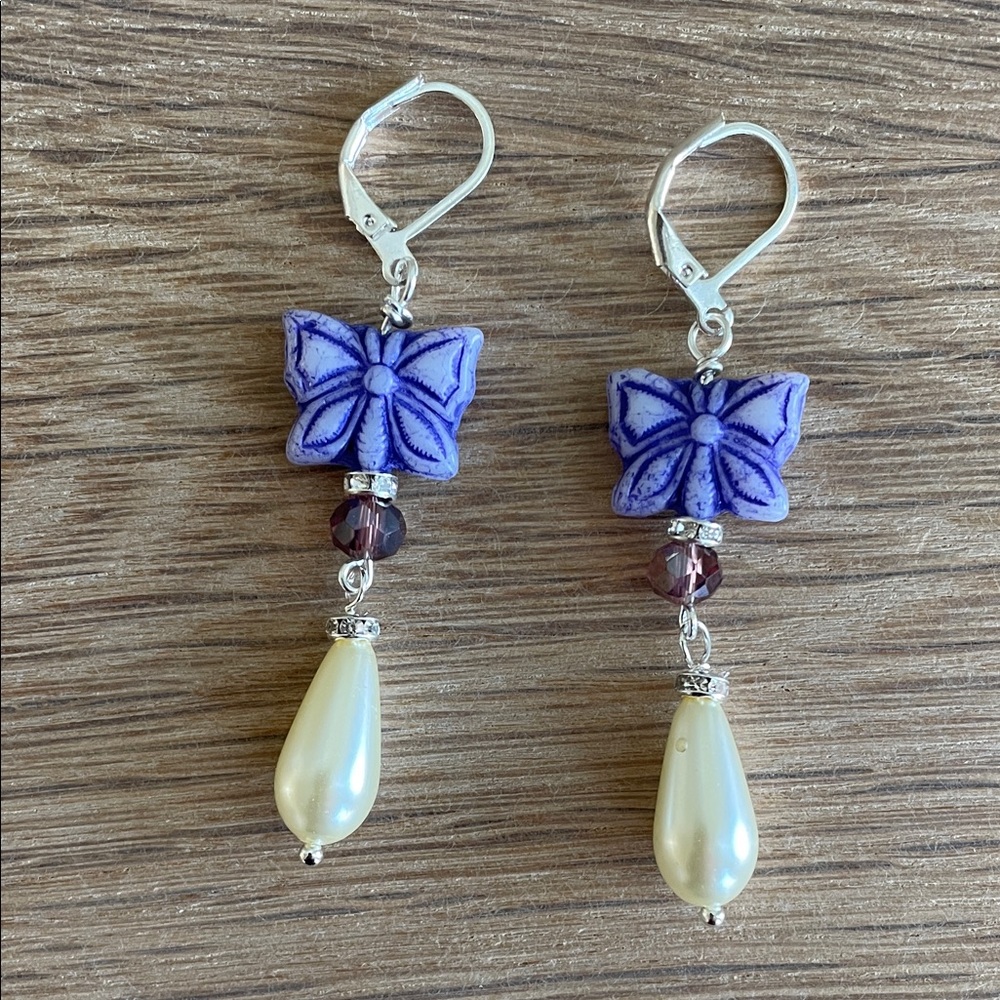 HAND CRAFTED BUTTERFLY EARRINGS Purple Butterflies Cream Teardrop Pearls Crystal